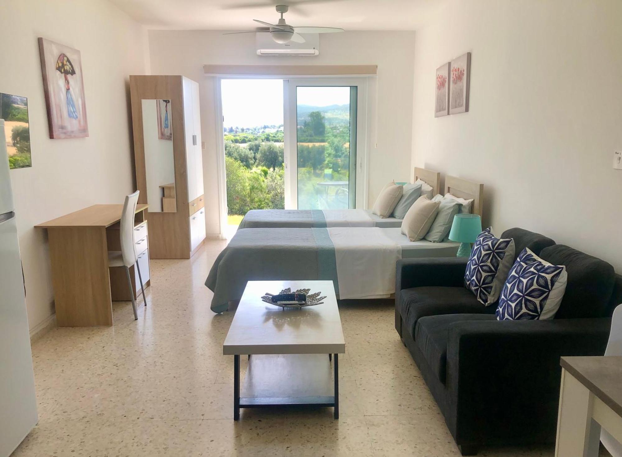 White House Studio With Sea View And Parking Polis Dış mekan fotoğraf